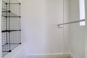 Walk in Wardrobe- click for photo gallery